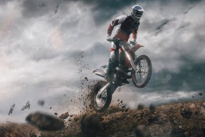 中国足球俱乐部体育科研投入对运动表现提升的实证，我国足球俱乐部的基本模式